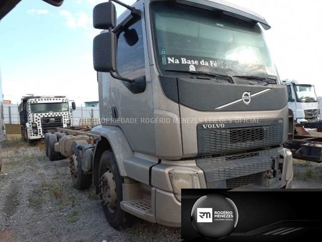 2020 VOLVO VM