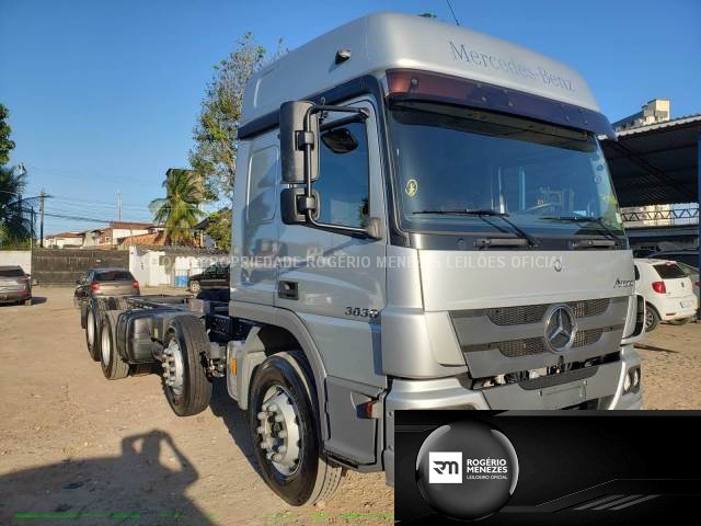 2022 MERCEDES BENZ ATEGO prata
