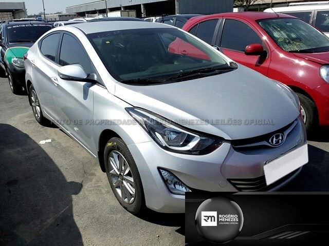 HYUNDAI ELANTRA SEDAN GLS 2.0L 16V FLEX 2015