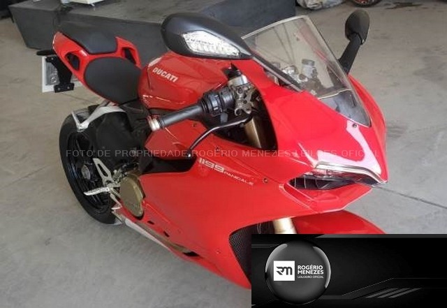 DUCATI SUPERBIKE 1199 PANIGALE 2015