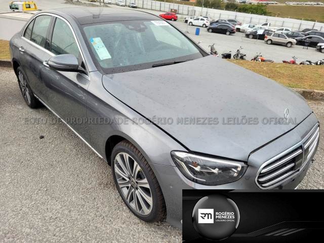 Lote 009 - 2022 MERCEDES BENZ CLASSE E